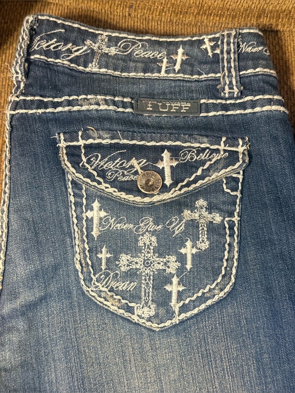 Cowgirl Tuff Victory Jeans New Excellent Condition! W32 Length 44 1/2